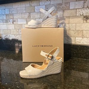 Natural/Platinum Metallic Linen